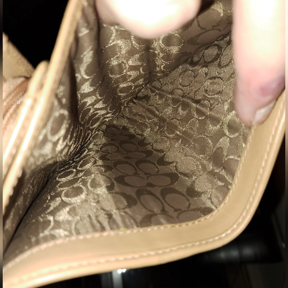 Coach bundle - Picture 4 of 11